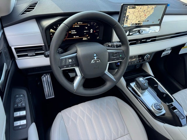 2025 Mitsubishi Outlander SEL