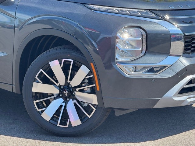 2025 Mitsubishi Outlander SEL