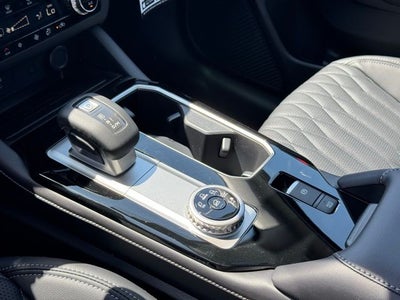 2026 Mitsubishi Outlander Base