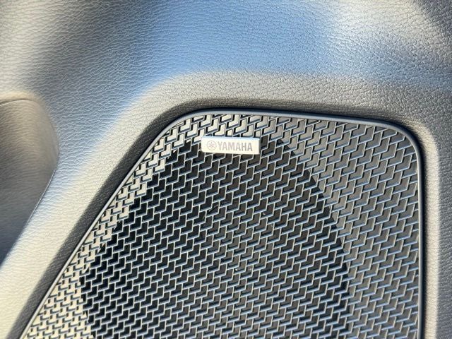 2026 Mitsubishi Outlander Base