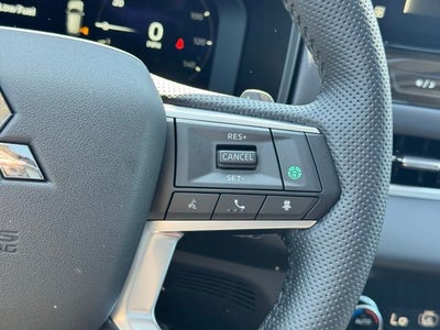 2026 Mitsubishi Outlander Base