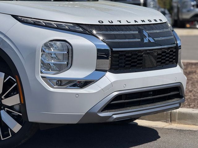 2026 Mitsubishi Outlander Base