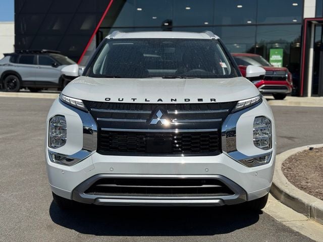 2026 Mitsubishi Outlander Base