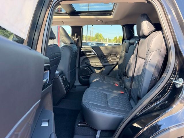 2026 Mitsubishi Outlander SEL