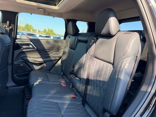 2026 Mitsubishi Outlander SEL