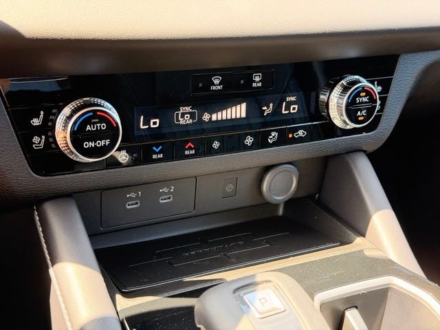 2026 Mitsubishi Outlander SEL