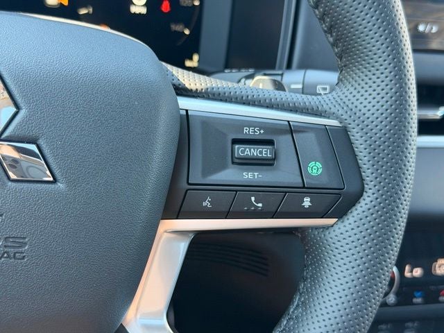 2026 Mitsubishi Outlander SEL