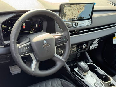 2026 Mitsubishi Outlander Base