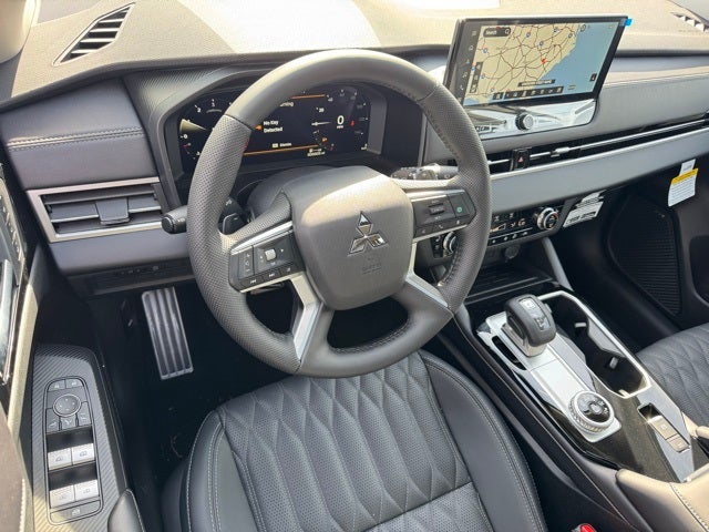 2026 Mitsubishi Outlander Base