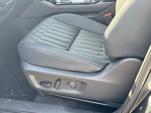 2026 Mitsubishi Outlander Base