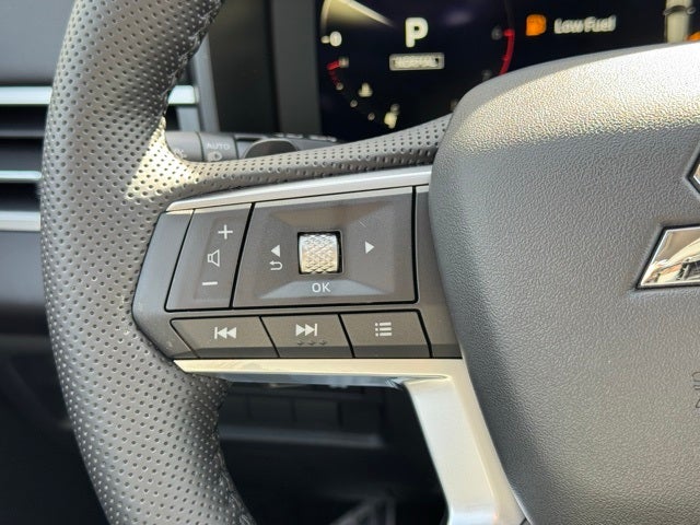 2026 Mitsubishi Outlander Base