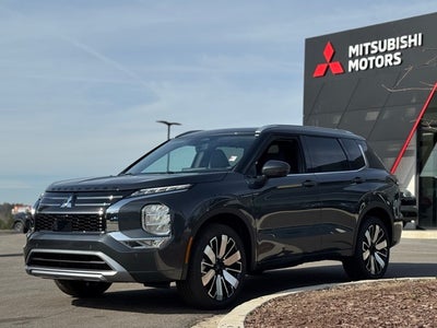 2026 Mitsubishi Outlander Base