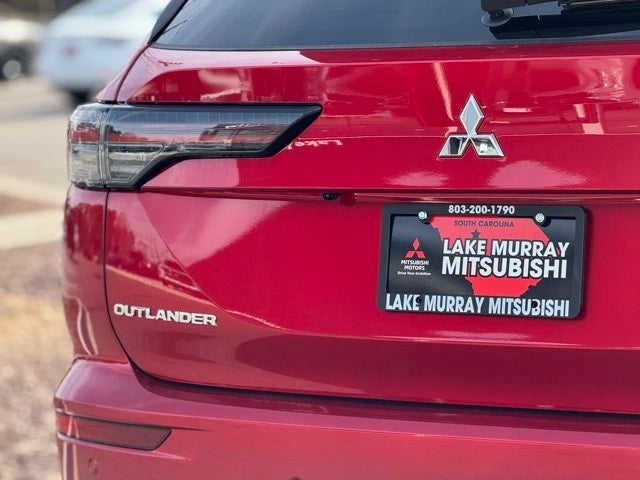 2026 Mitsubishi Outlander Base