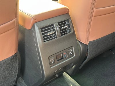 2026 Mitsubishi Outlander Base