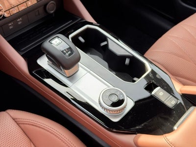 2026 Mitsubishi Outlander Base