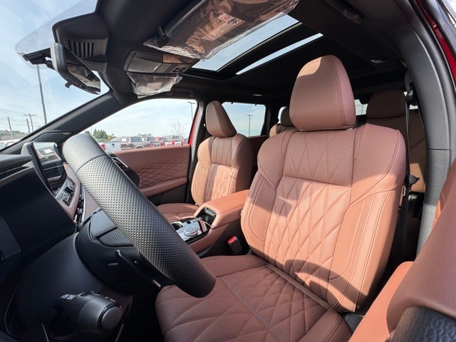 2026 Mitsubishi Outlander Base