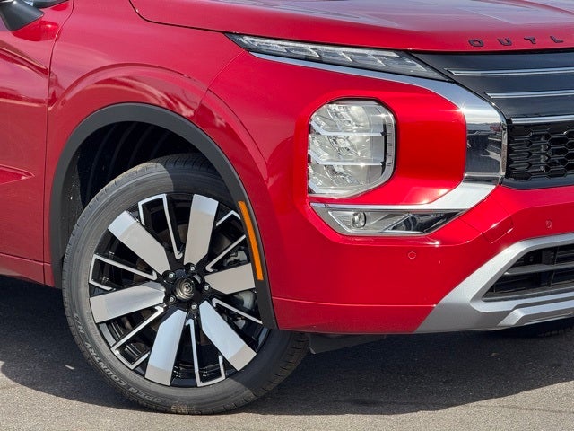 2026 Mitsubishi Outlander Base