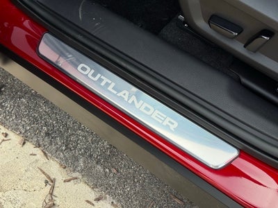 2026 Mitsubishi Outlander Base