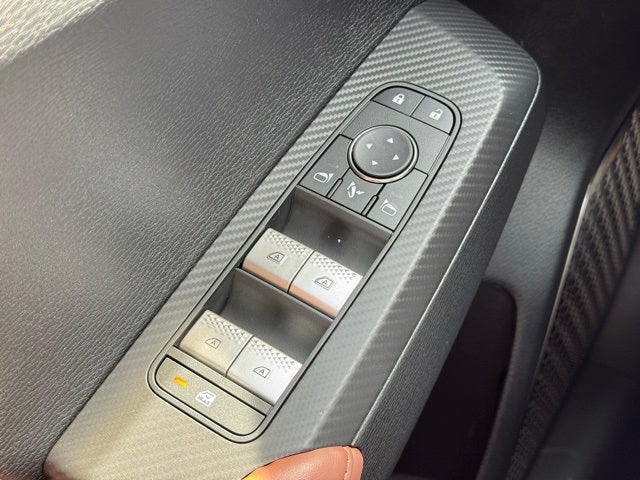 2026 Mitsubishi Outlander Base