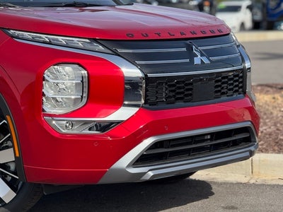 2026 Mitsubishi Outlander Base