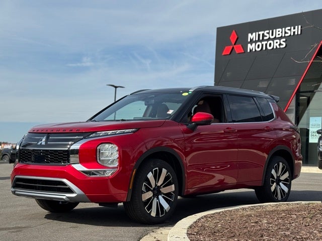 2026 Mitsubishi Outlander Base
