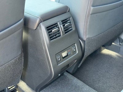 2026 Mitsubishi Outlander Base