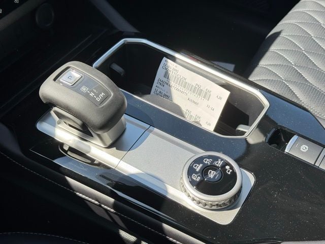 2026 Mitsubishi Outlander Base