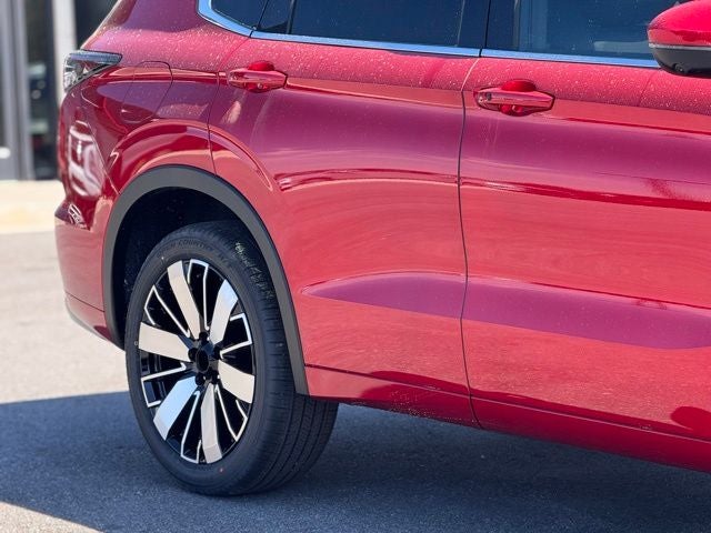 2026 Mitsubishi Outlander Base