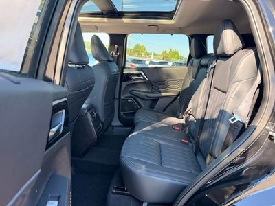 2026 Mitsubishi Outlander SEL