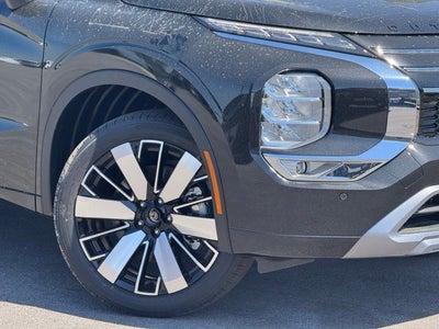 2026 Mitsubishi Outlander Base