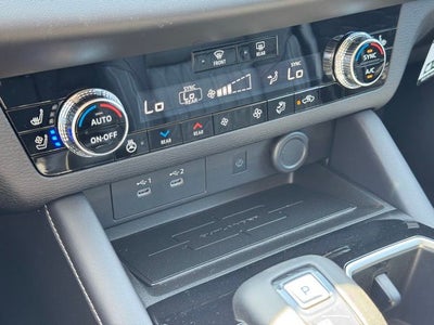 2026 Mitsubishi Outlander Base