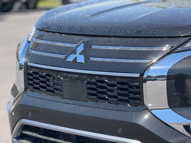 2026 Mitsubishi Outlander Base