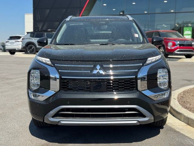 2026 Mitsubishi Outlander Base