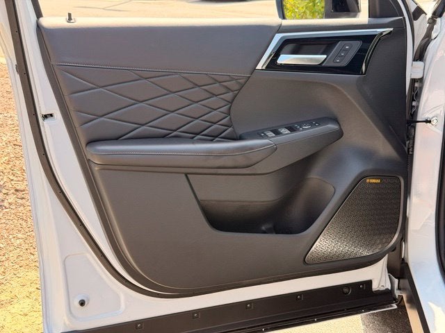 2026 Mitsubishi Outlander Black Edition