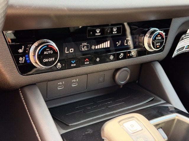 2026 Mitsubishi Outlander Black Edition