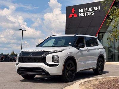 2026 Mitsubishi Outlander Black Edition