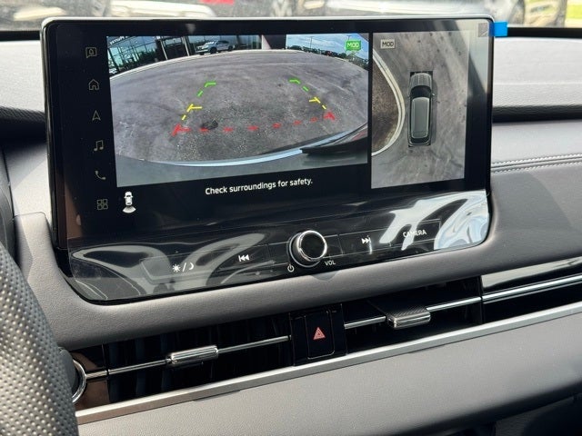 2025 Mitsubishi Outlander Base