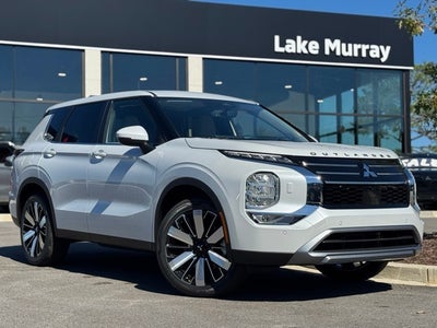 2025 Mitsubishi Outlander Base