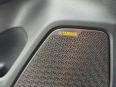 2025 Mitsubishi Outlander Base