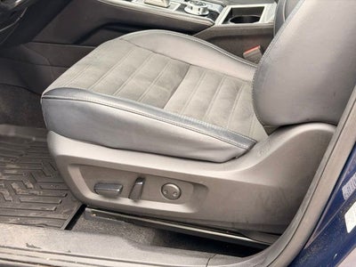 2024 Mitsubishi Outlander Base