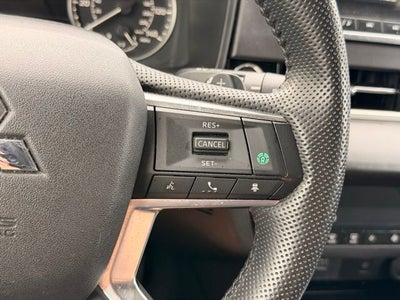 2024 Mitsubishi Outlander Base