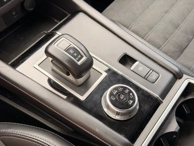 2024 Mitsubishi Outlander Base