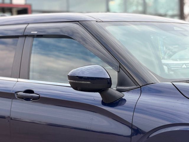 2024 Mitsubishi Outlander Base