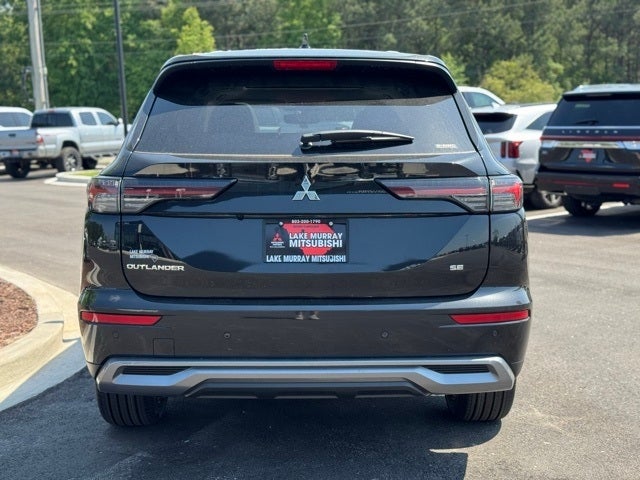 2025 Mitsubishi Outlander SE
