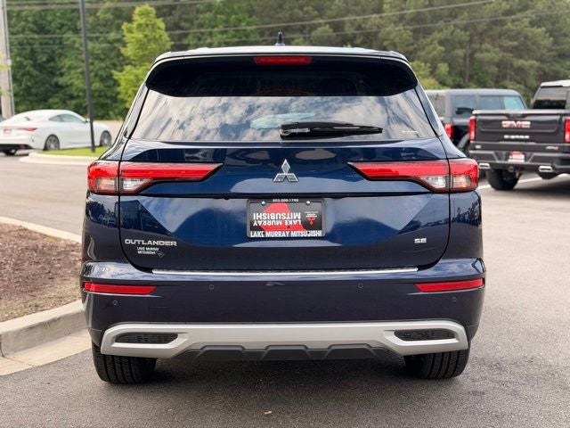 2024 Mitsubishi Outlander SE