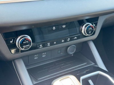 2026 Mitsubishi Outlander Base