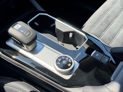 2026 Mitsubishi Outlander Base