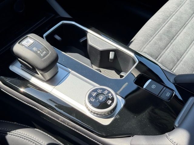 2026 Mitsubishi Outlander Base