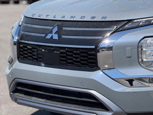 2026 Mitsubishi Outlander Base
