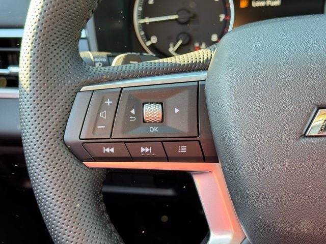 2026 Mitsubishi Outlander Base